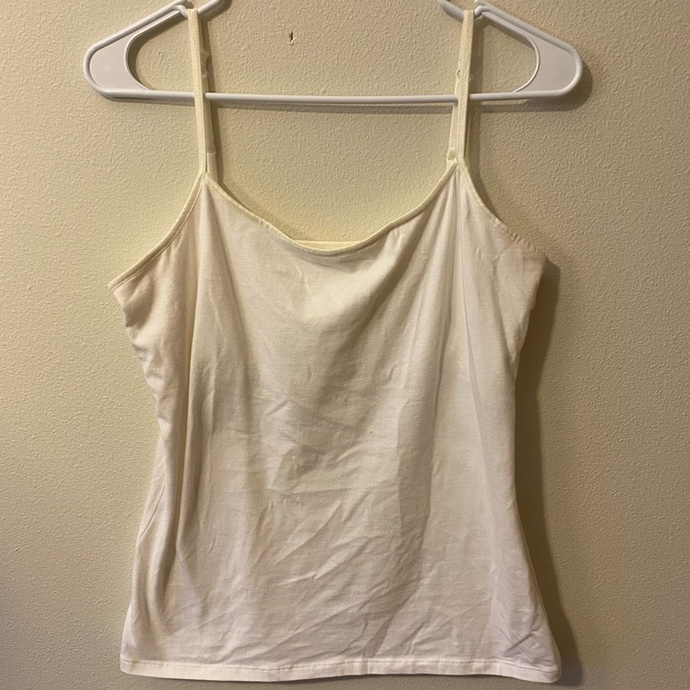 Brand: SO from Kohls. Size:M. Color: White.